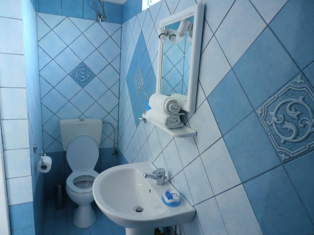 Rooms Ntontas Prinos  Bilik gambar